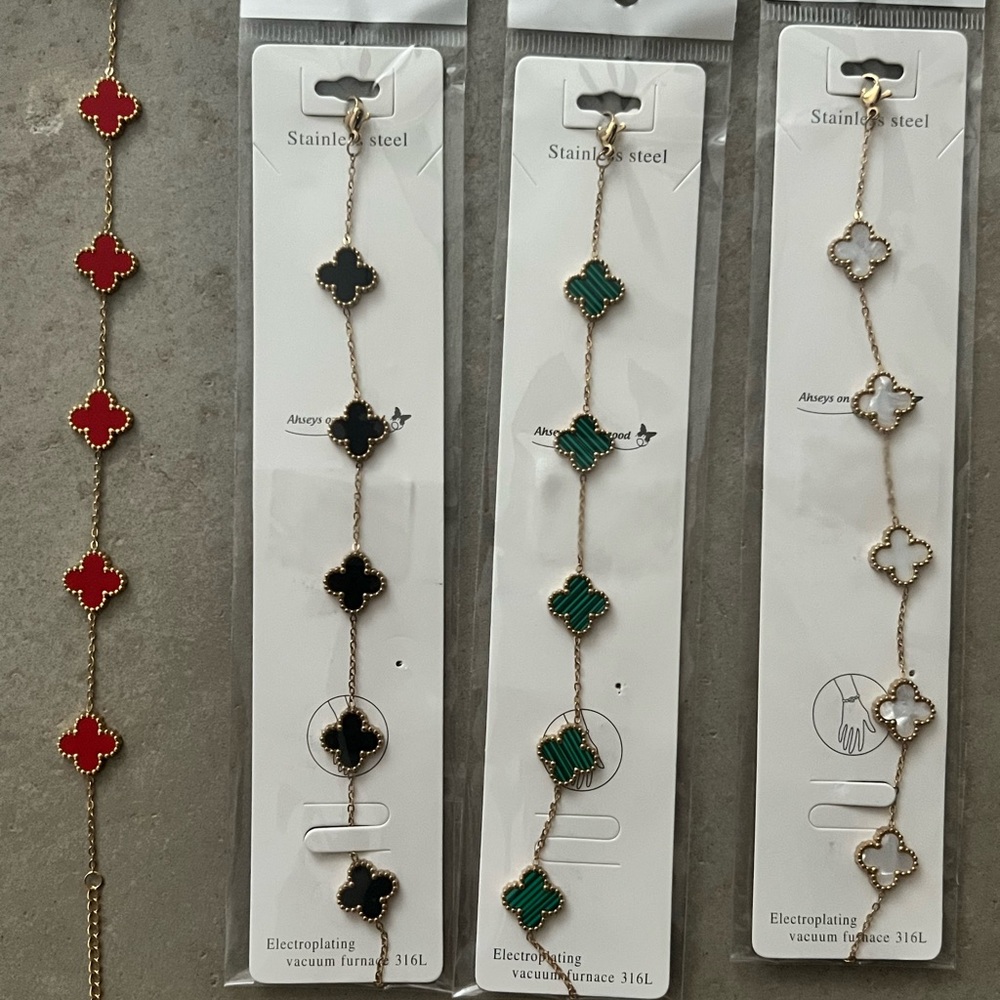 Gold or Silver Four Leaf Clover Bracelet Red Luxury Stainless Steel